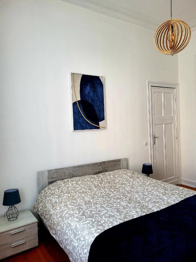 Brussels Bed & Blockchain Private Rooms With Shared Bathroom Etterbeek 외부 사진