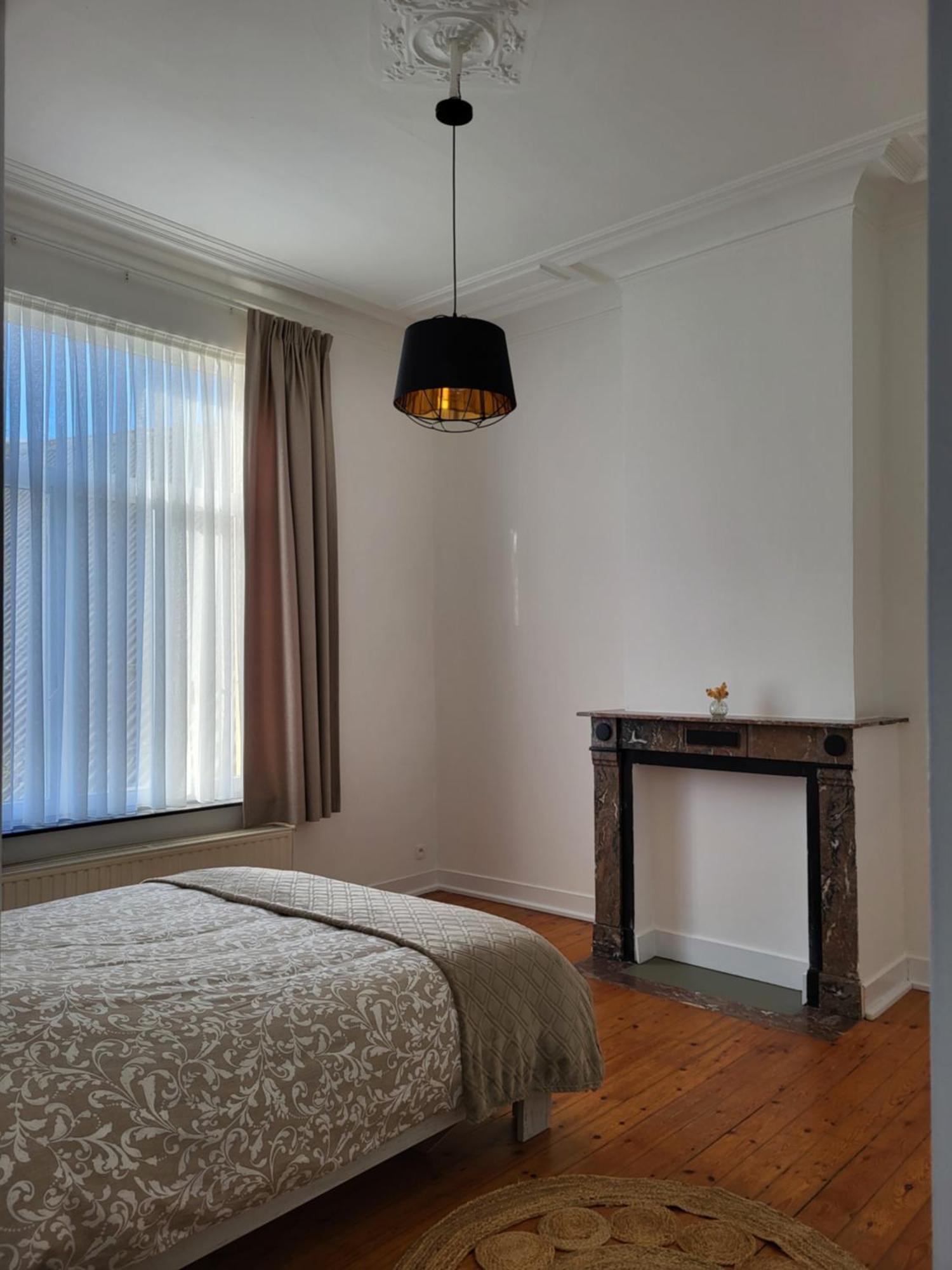 Brussels Bed & Blockchain Private Rooms With Shared Bathroom Etterbeek 외부 사진