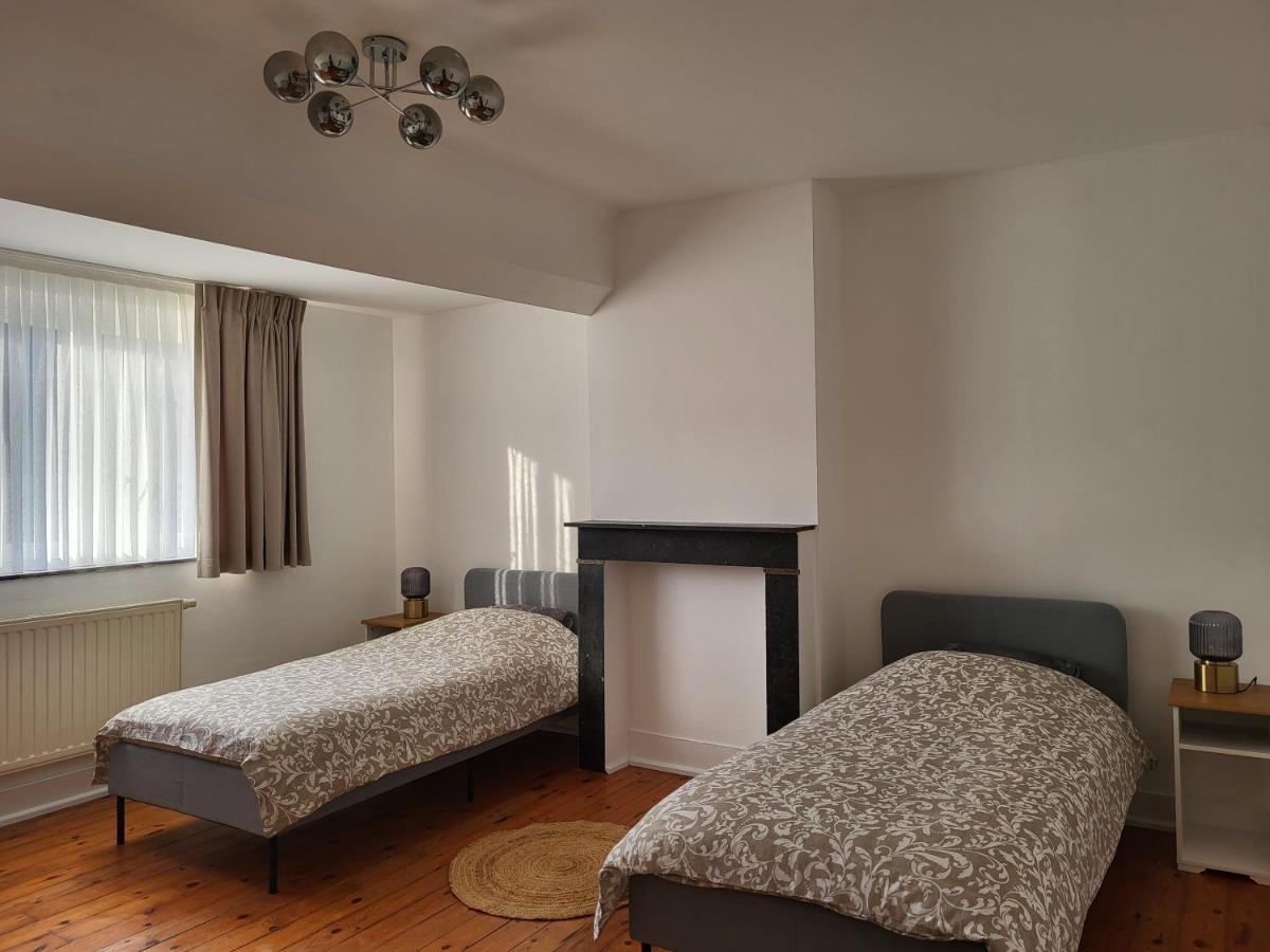Brussels Bed & Blockchain Private Rooms With Shared Bathroom Etterbeek 외부 사진