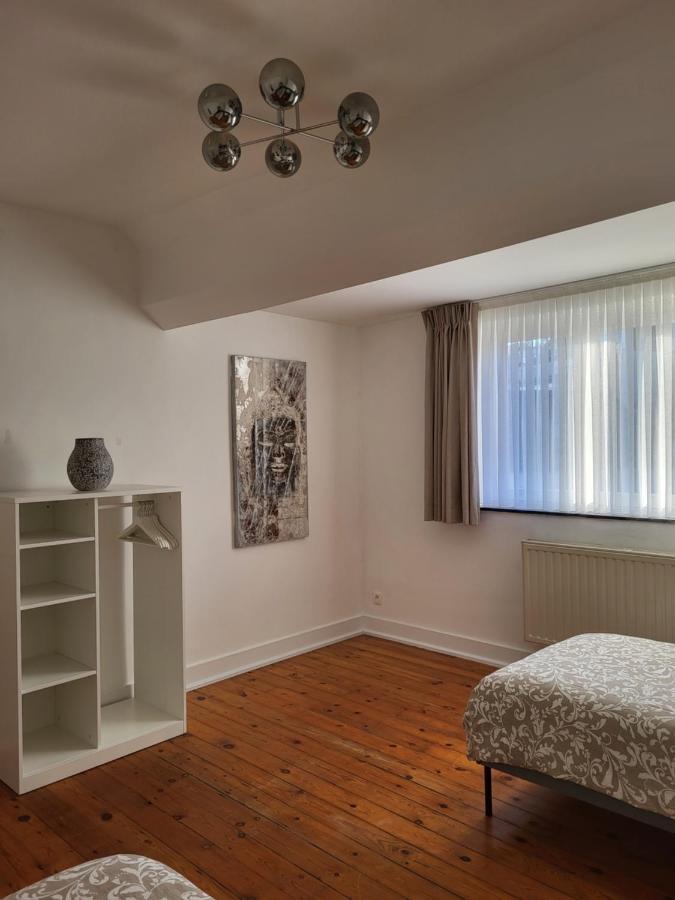 Brussels Bed & Blockchain Private Rooms With Shared Bathroom Etterbeek 외부 사진