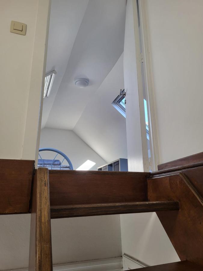 Brussels Bed & Blockchain Private Rooms With Shared Bathroom Etterbeek 외부 사진