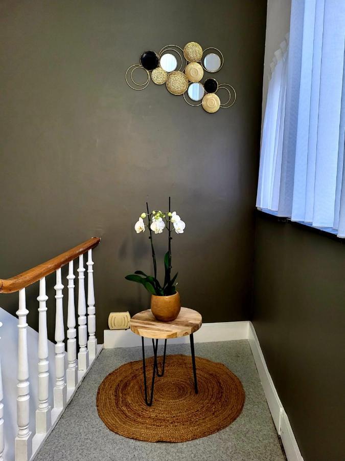 Brussels Bed & Blockchain Private Rooms With Shared Bathroom Etterbeek 외부 사진