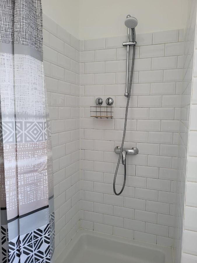 Brussels Bed & Blockchain Private Rooms With Shared Bathroom Etterbeek 외부 사진