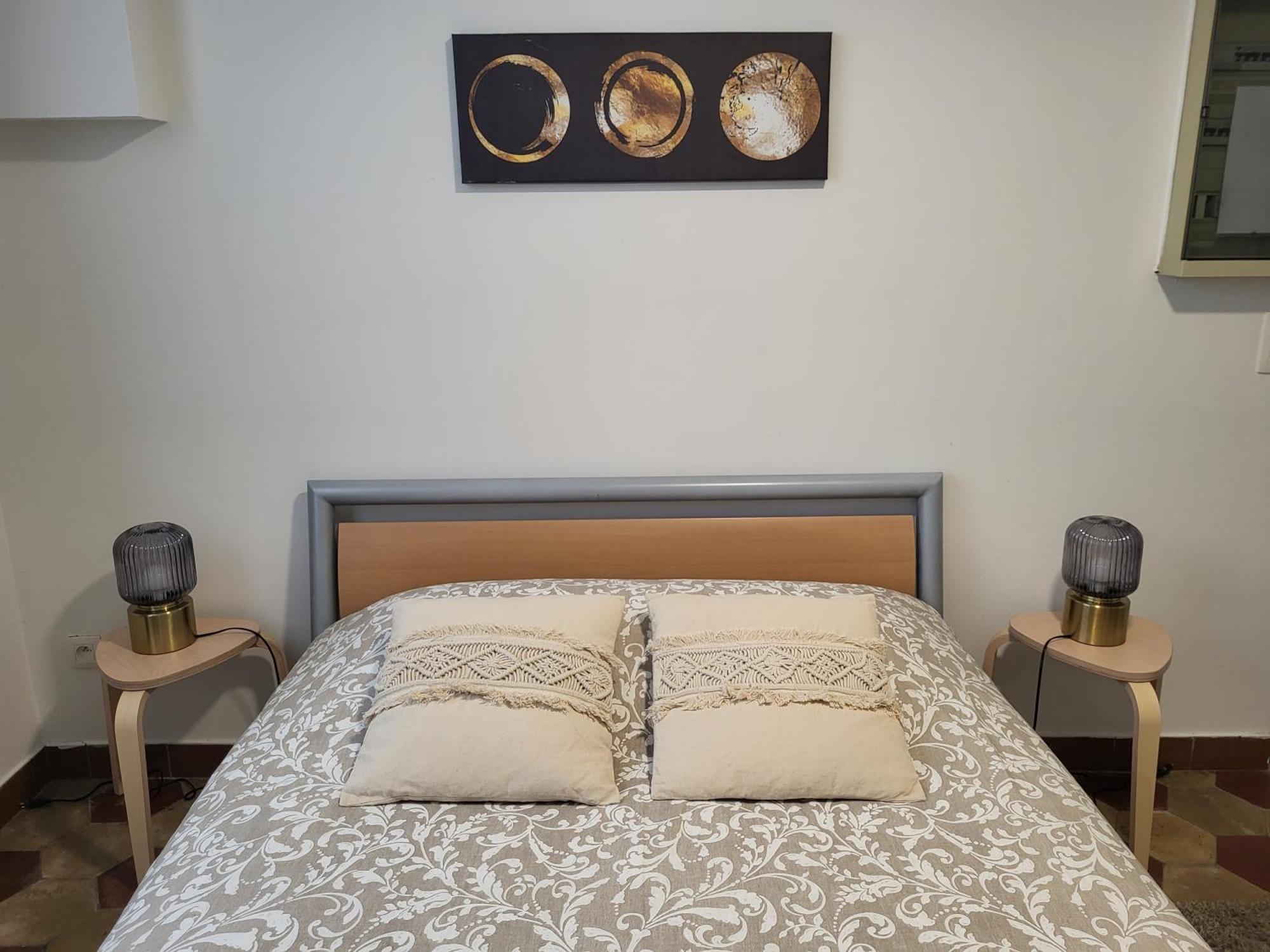 Brussels Bed & Blockchain Private Rooms With Shared Bathroom Etterbeek 객실 사진
