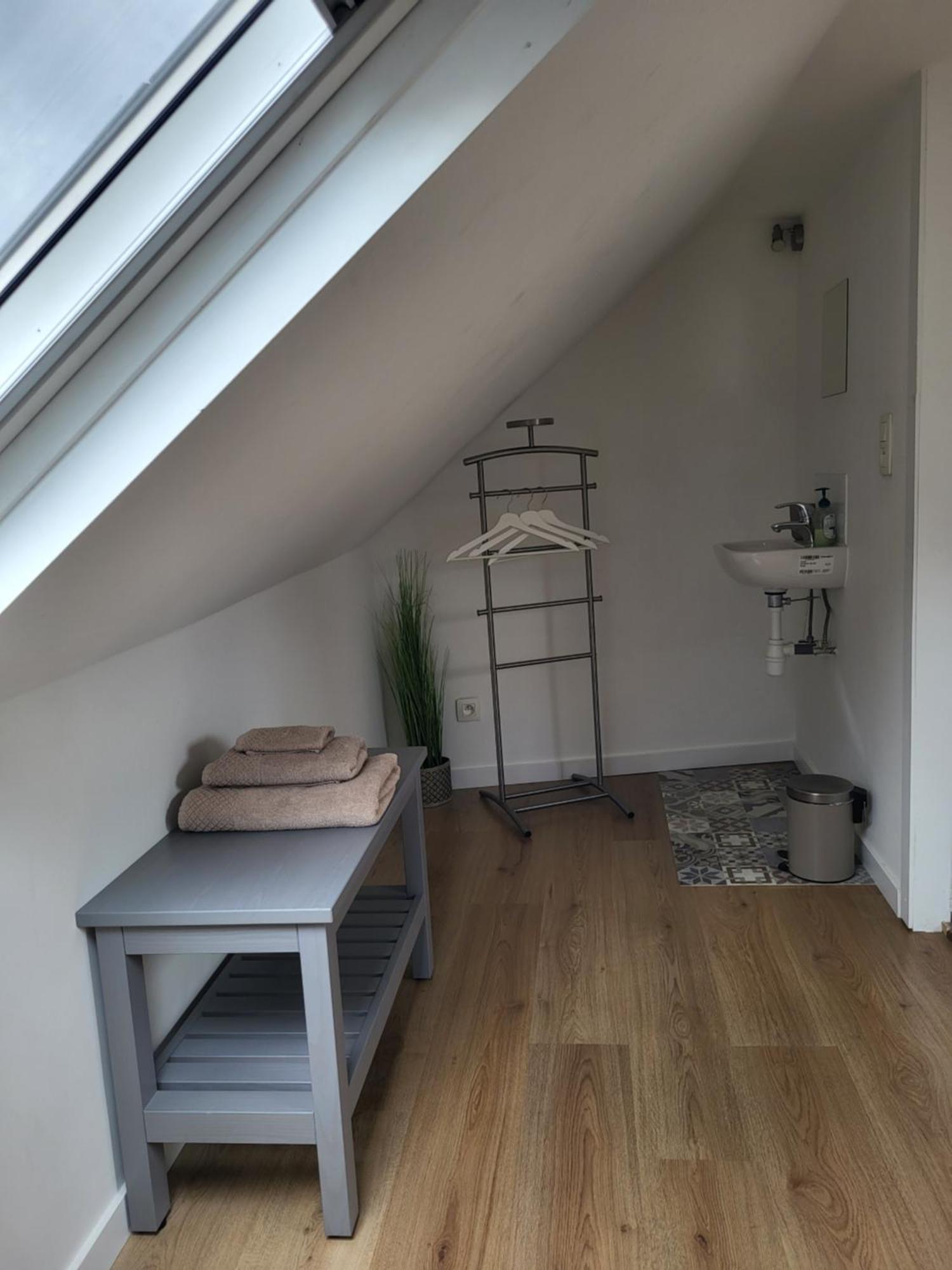 Brussels Bed & Blockchain Private Rooms With Shared Bathroom Etterbeek 외부 사진